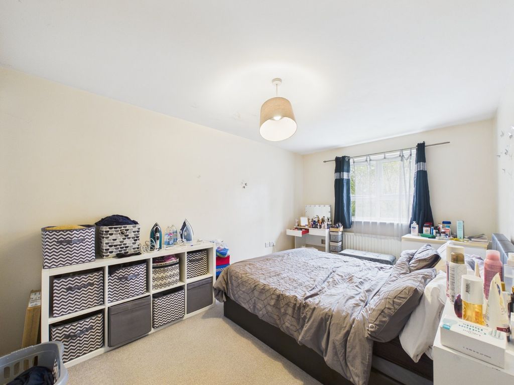 Property photo 3 of 6 Picture No. 01