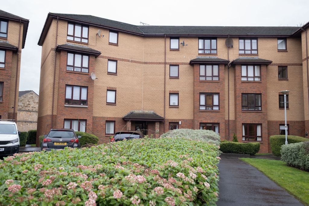 Property photo 1 of 34