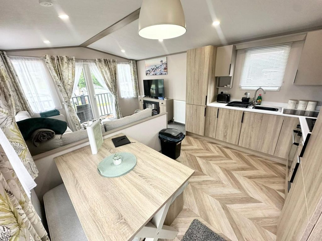 Property photo 2 of 6 Img 20251010 Wa0049.Jpg