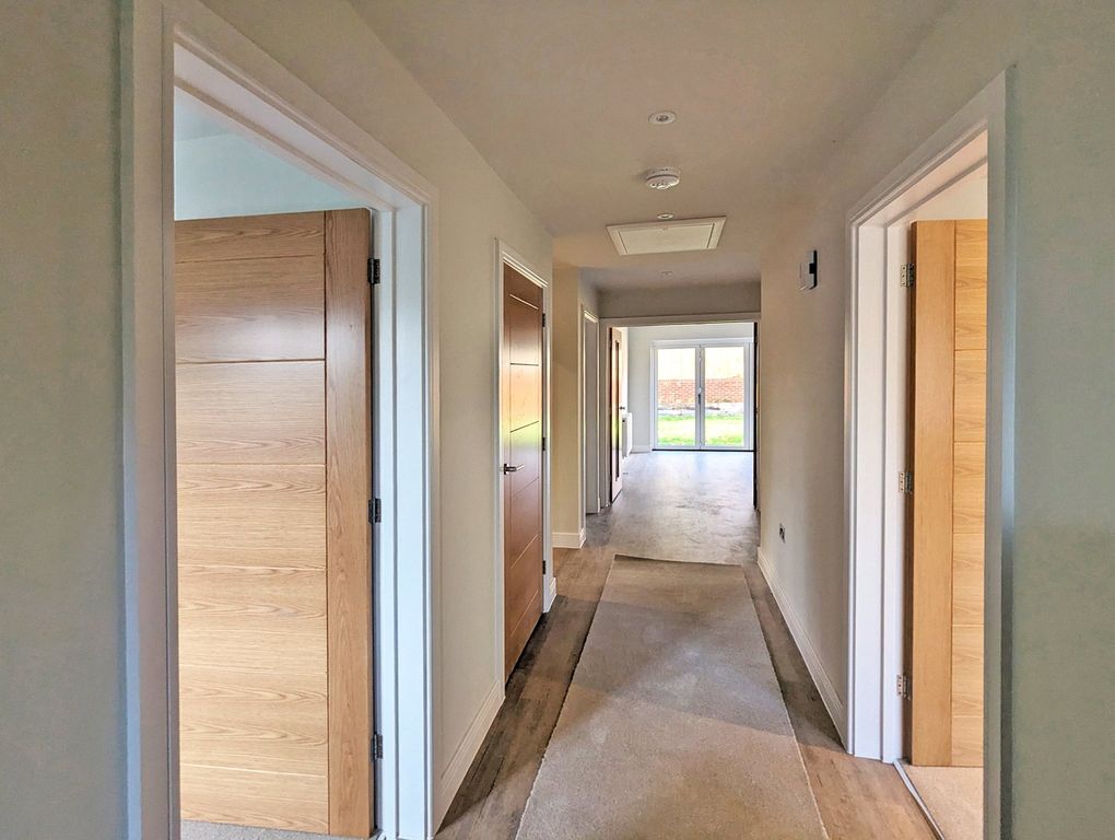 Property photo 3 of 23 Picture 3