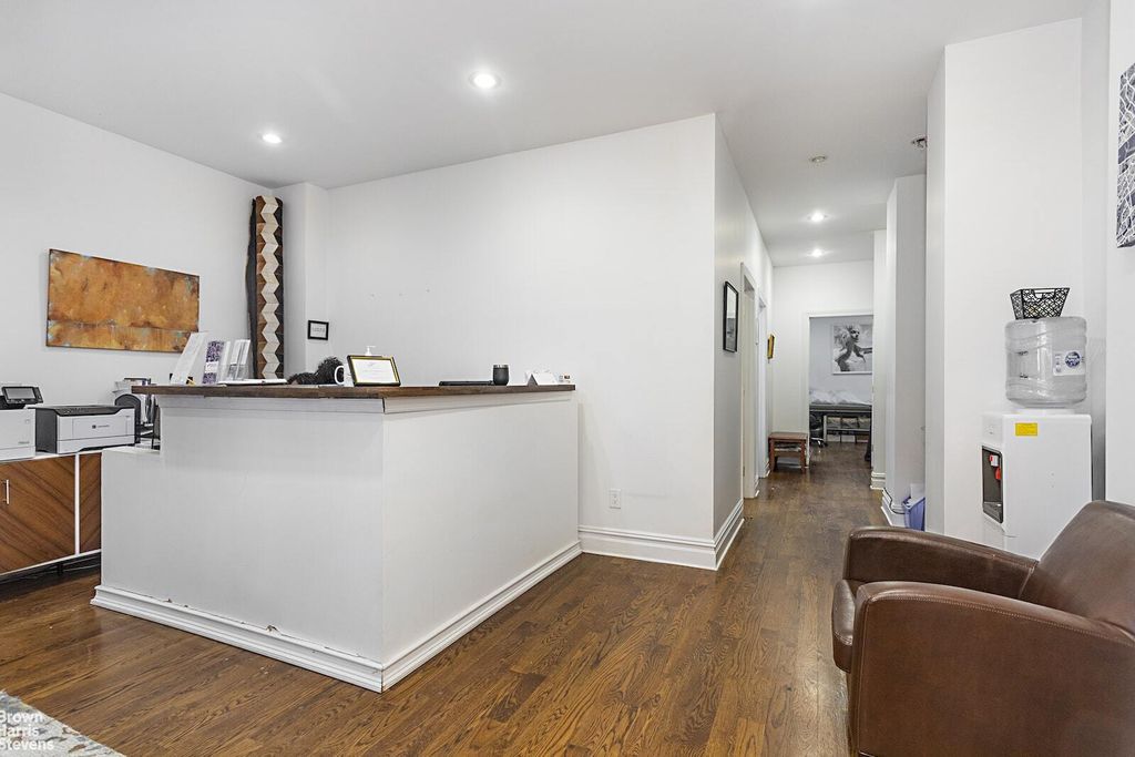 Property photo 2 of 5 <Alttext/>