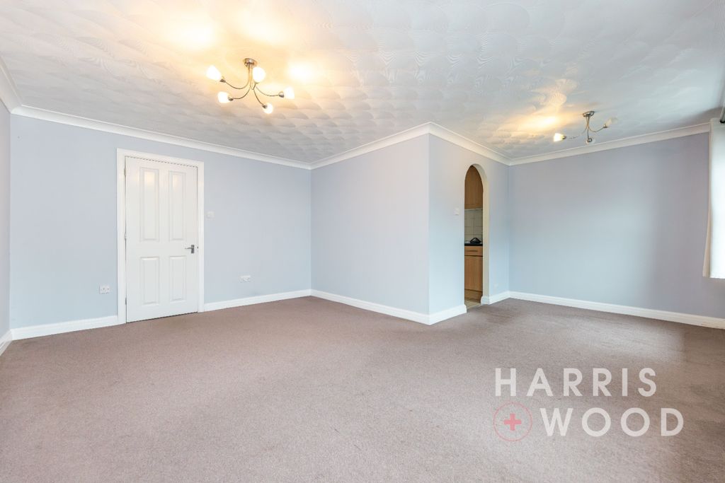 Property photo 3 of 17 3889154