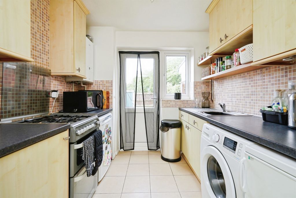 Property photo 3 of 20