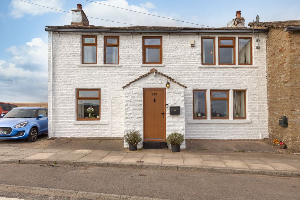 Property photo 1 of 33 225 Burnley Road-31
