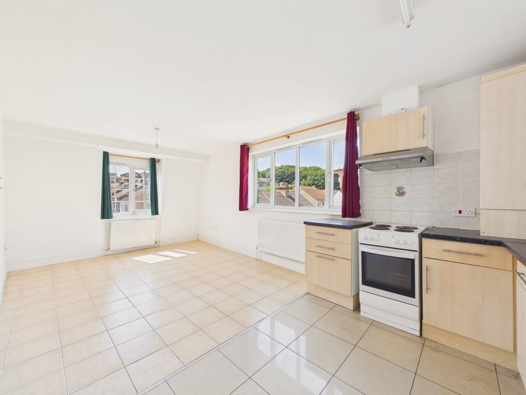 Property photo 2 of 14 Open Plan Living