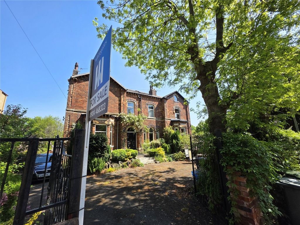 Property photo 1 of 44 Picture No. 02