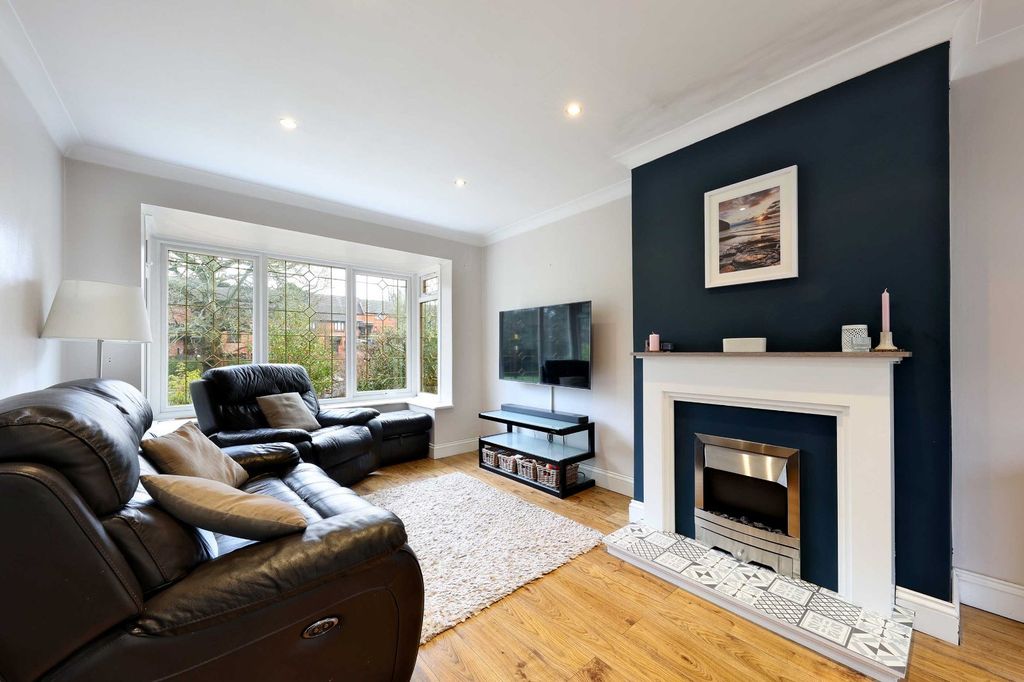 Property photo 2 of 12 Picture No. 08