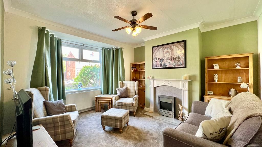 Property photo 2 of 16 Photo 8