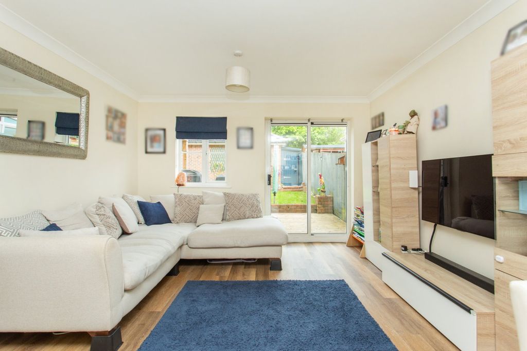 Property photo 2 of 13 Picture 2