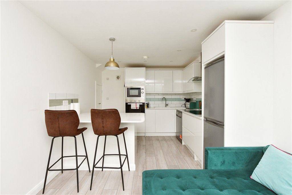 Property photo 2 of 18 Kitchen/Diner