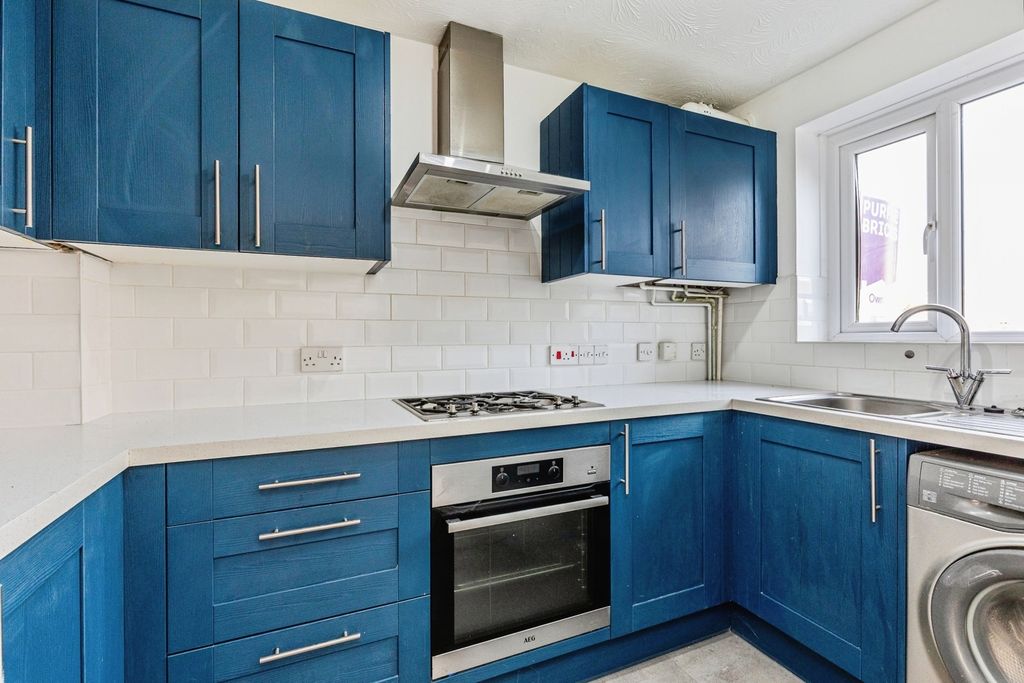 Property photo 3 of 15 Pbox-Img.Jpg