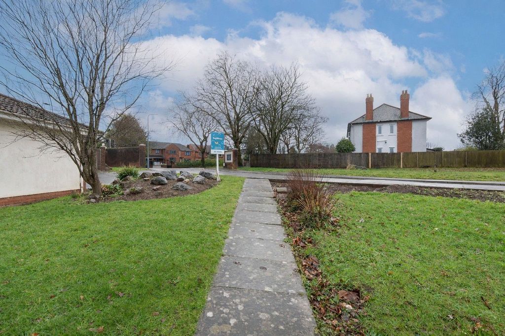 Property photo 3 of 29