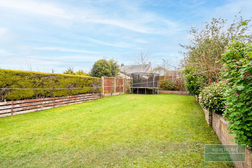Property photo 3 of 30 Photo 28