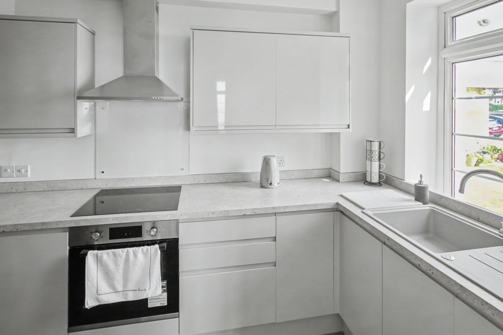Property photo 3 of 24 20260710074002_14_5Kazv.Jpg