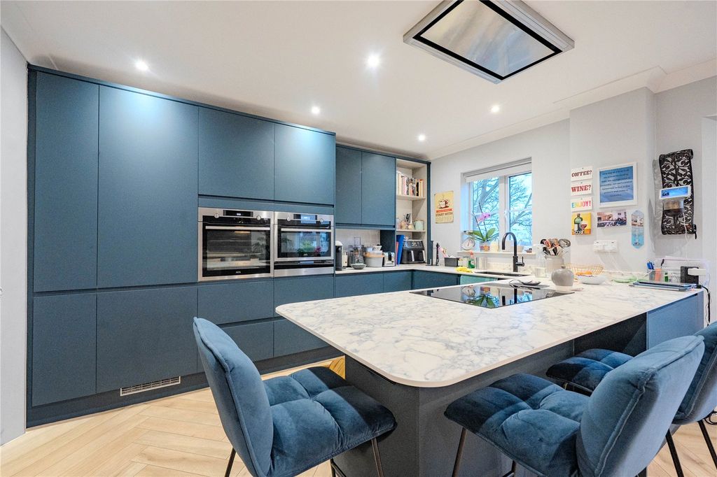 Property photo 3 of 12 Picture No. 09