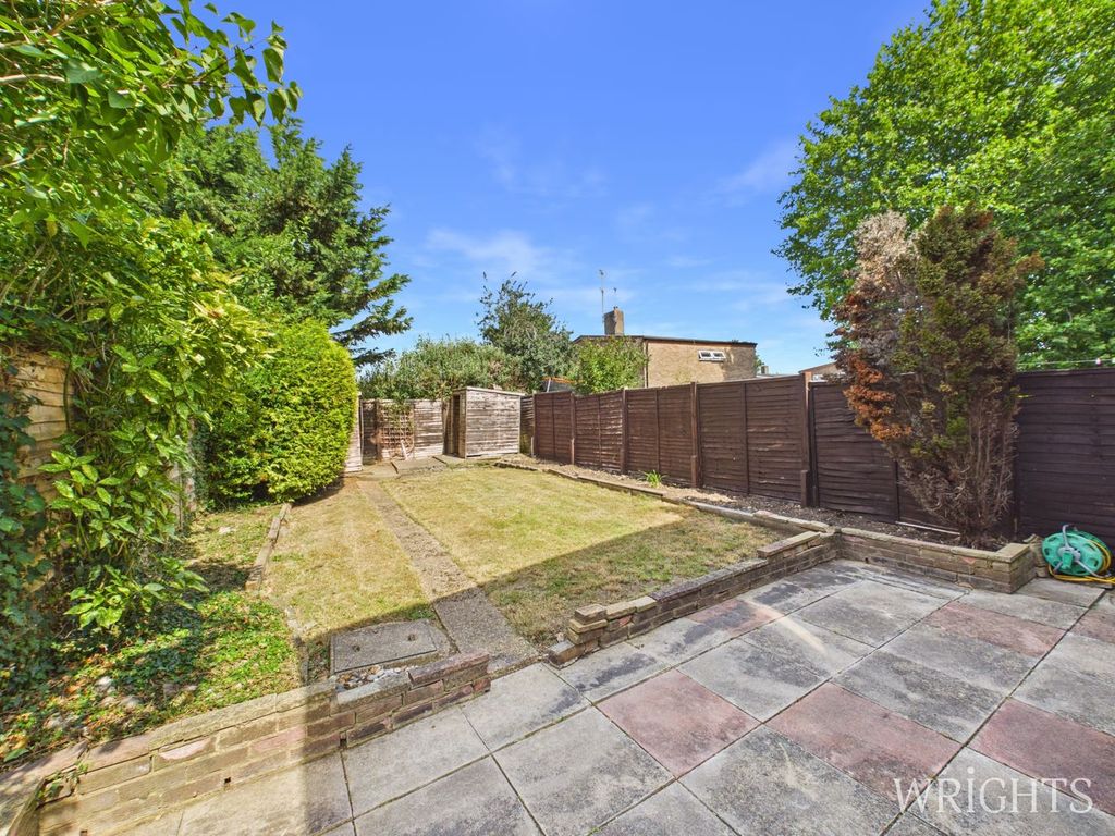 Property photo 2 of 21