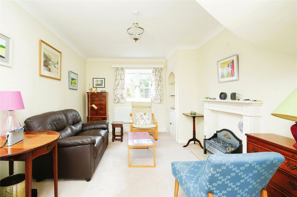 Property photo 2 of 10 Picture No. 06