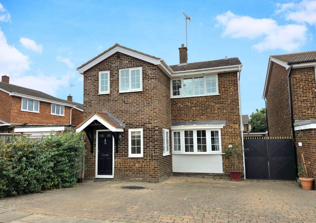 Property photo 1 of 27