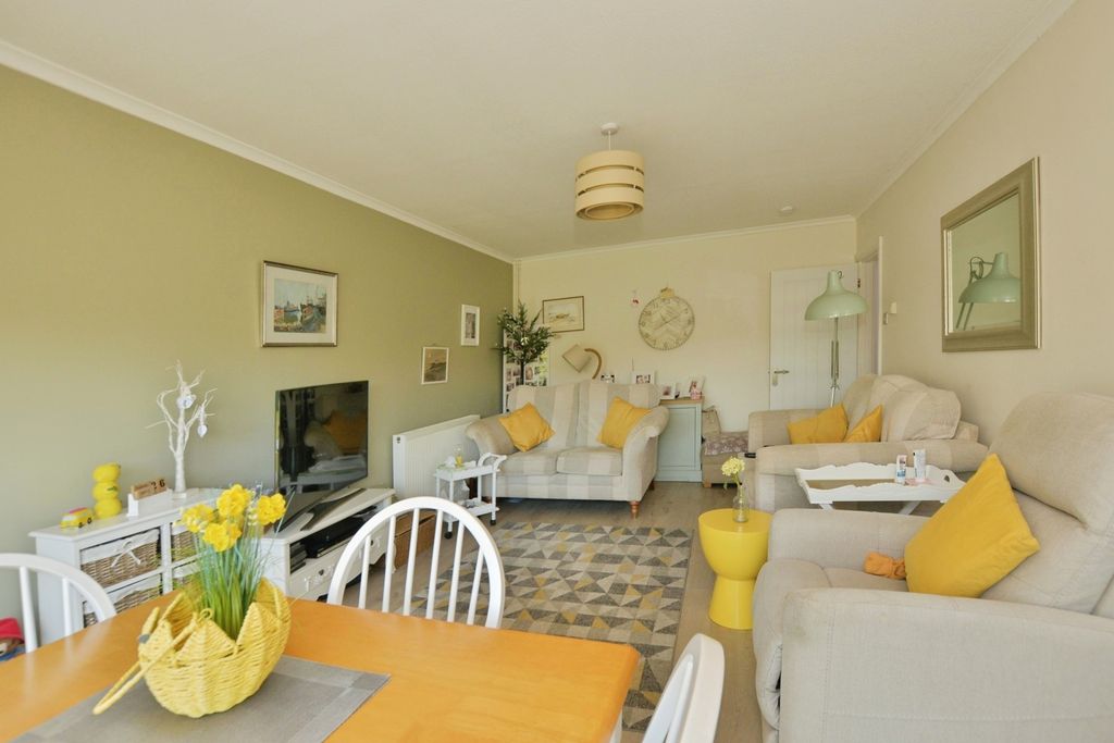 Property photo 3 of 13 Pbox-Img.Jpg