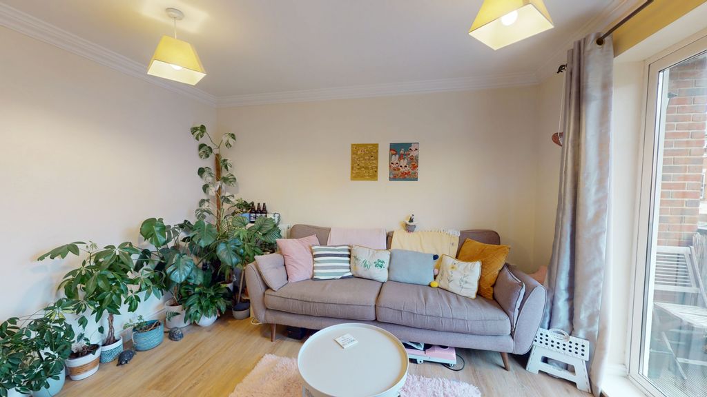 Property photo 2 of 9 10172025_141206