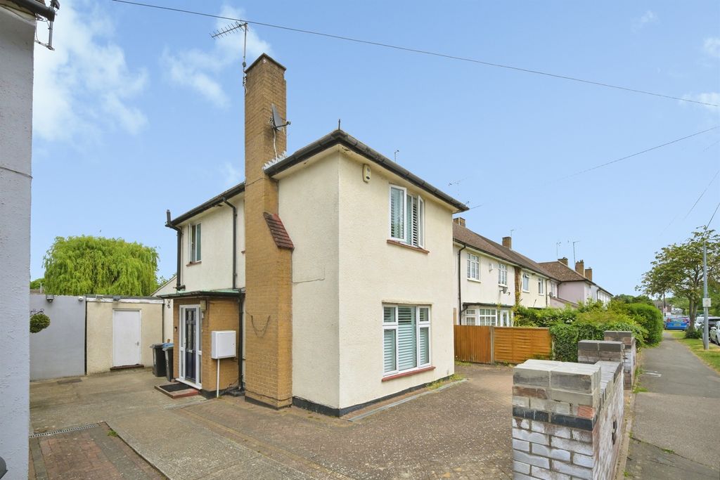 Property photo 3 of 15