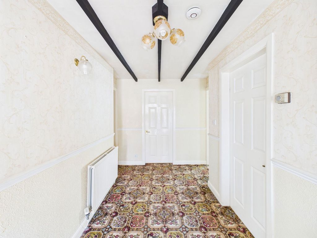 Property photo 2 of 23