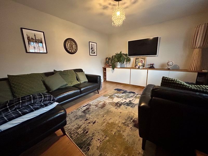 Property photo 2 of 13 Photo 11