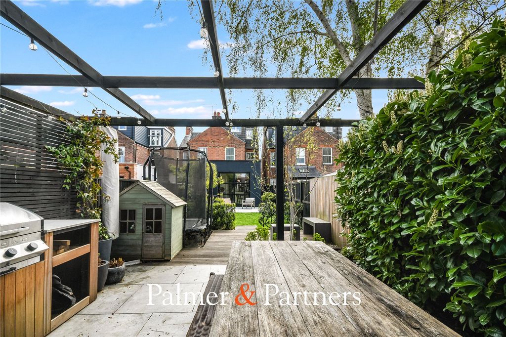 Property photo 3 of 31 Picture No. 22