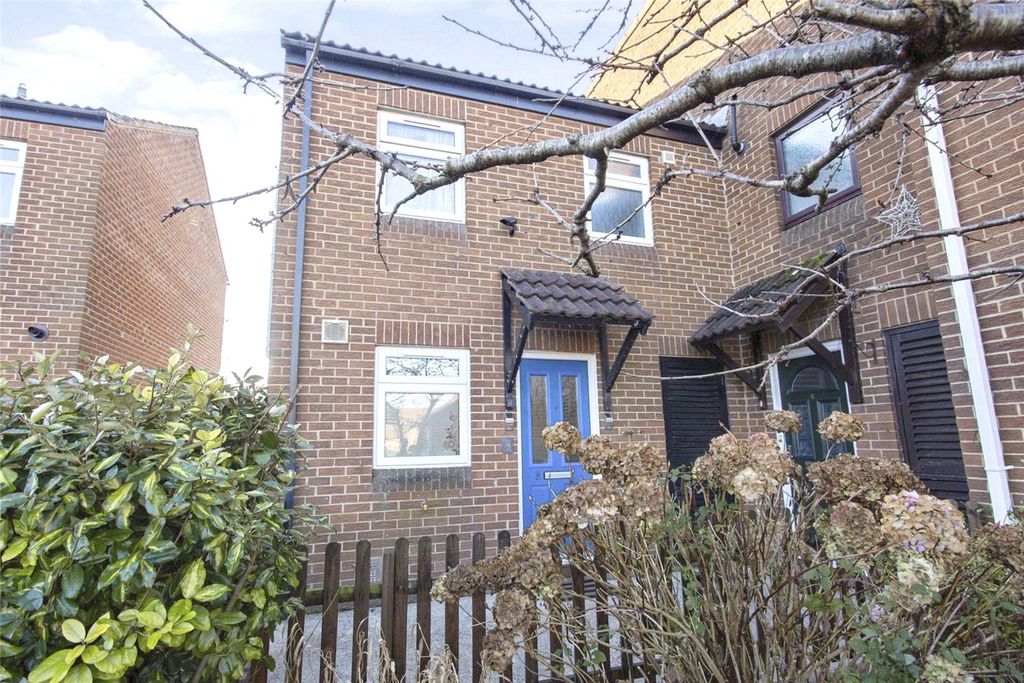 Property photo 1 of 16 Photography