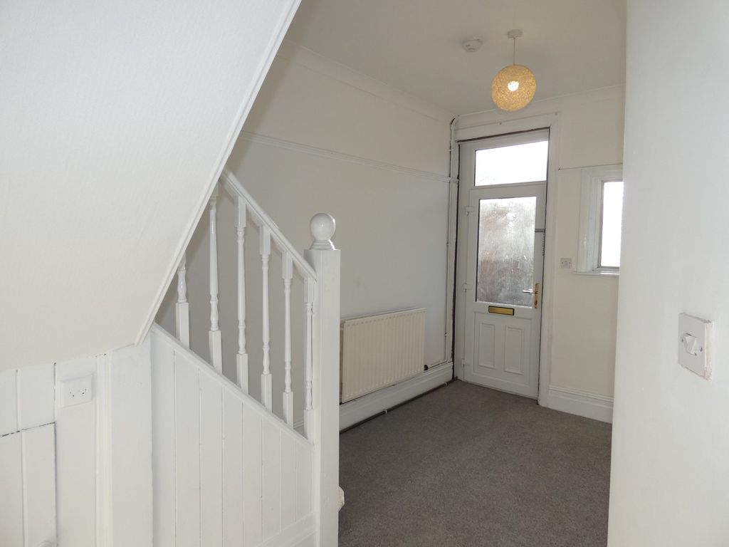 Property photo 3 of 31