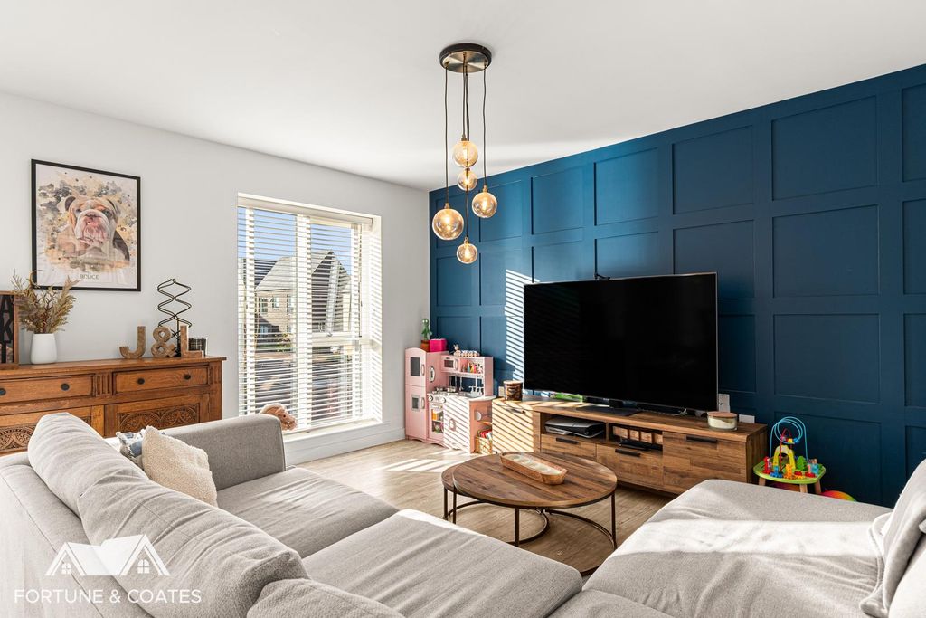 Property photo 3 of 13 Coutlerhouse_9.Jpg