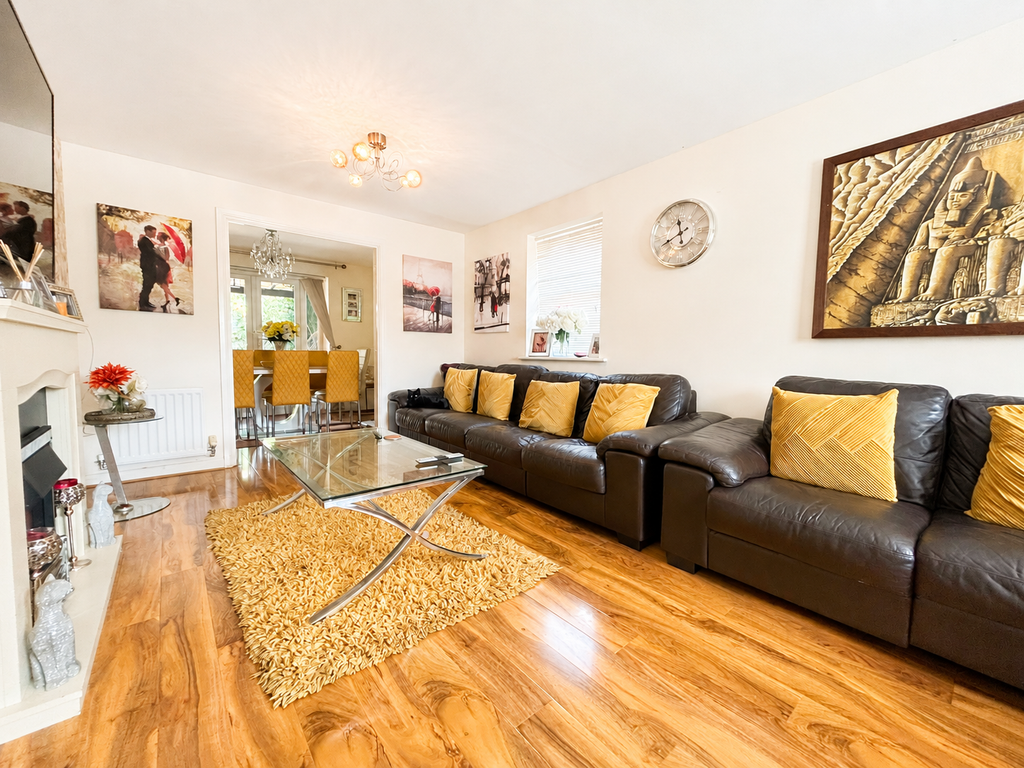 Property photo 2 of 33