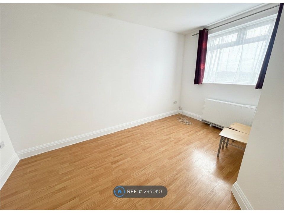 Property photo 3 of 4
