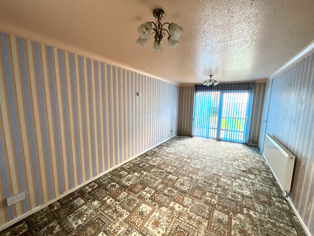 Property photo 3 of 15 Img_4128