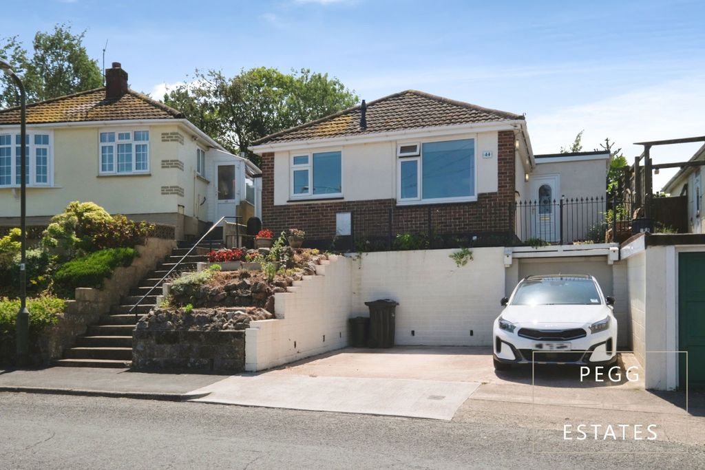 Property photo 1 of 34