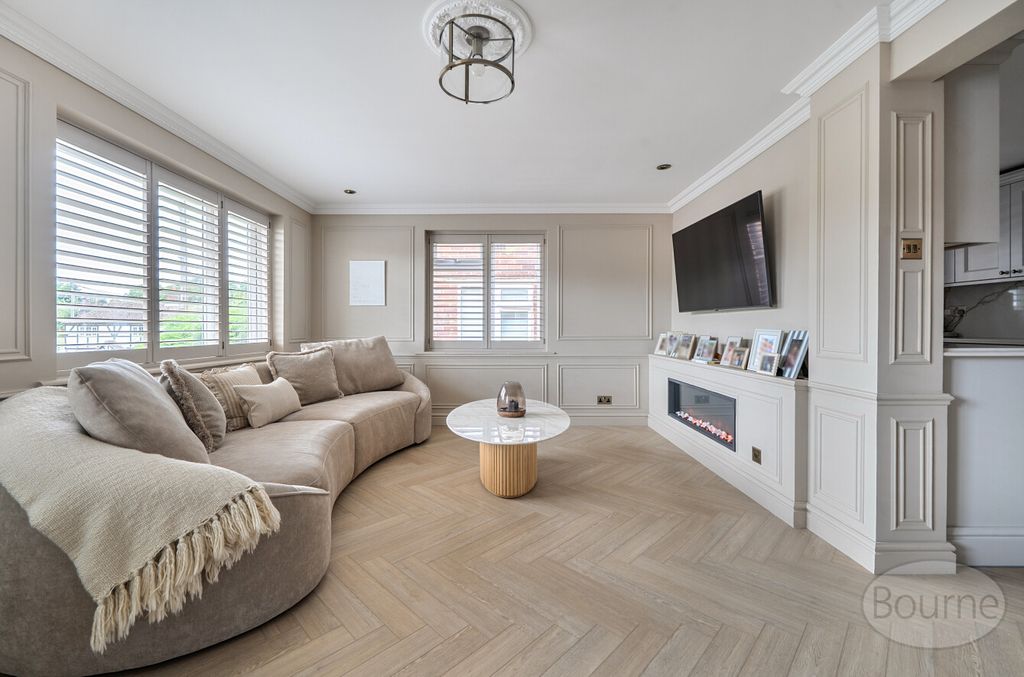Property photo 3 of 20 Acb69453-50c3-420...