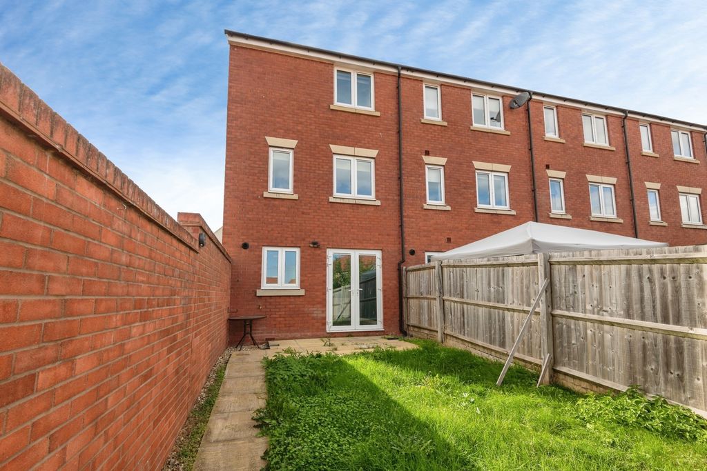 Property photo 2 of 15 Pbox-Img.Jpg