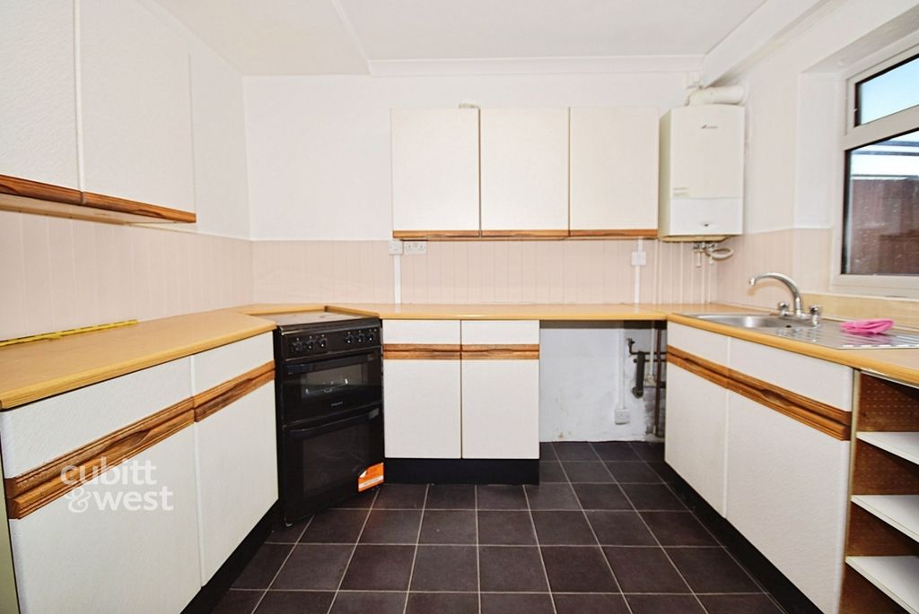 Property photo 3 of 14 1Aa3c4Fe-Dsc_0390