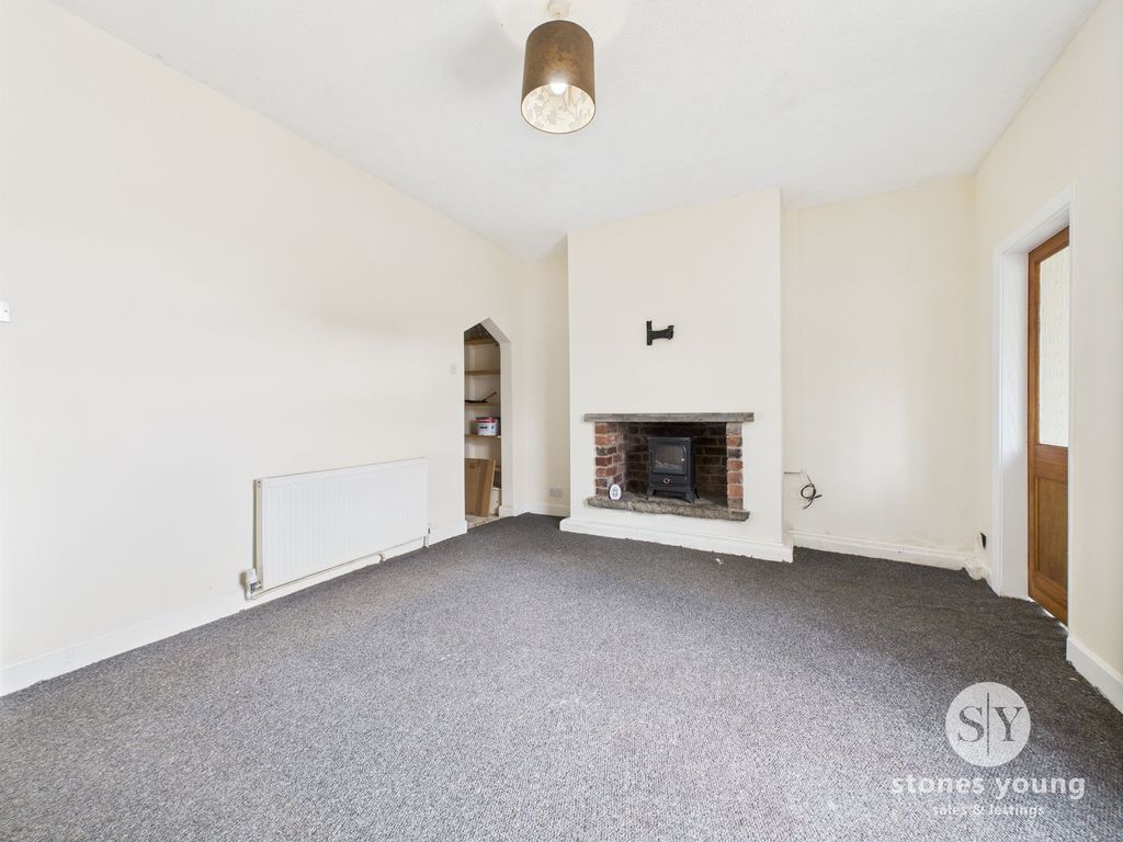 Property photo 3 of 9