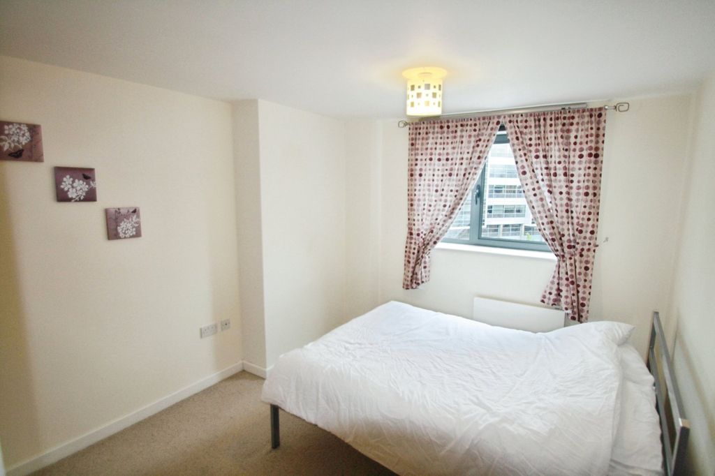 Property photo 3 of 8 Picture No. 09