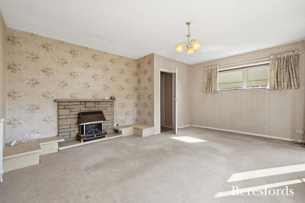 Property photo 3 of 17 Picture No. 16