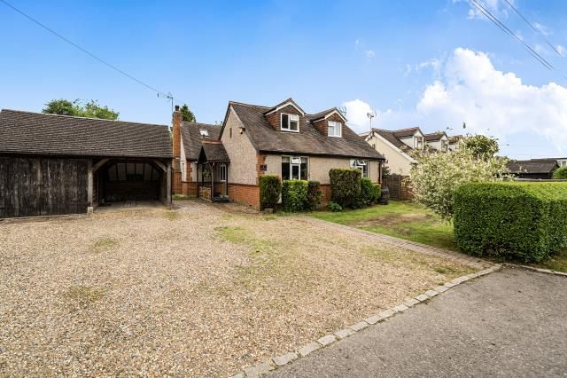 Property photo 1 of 18 External View