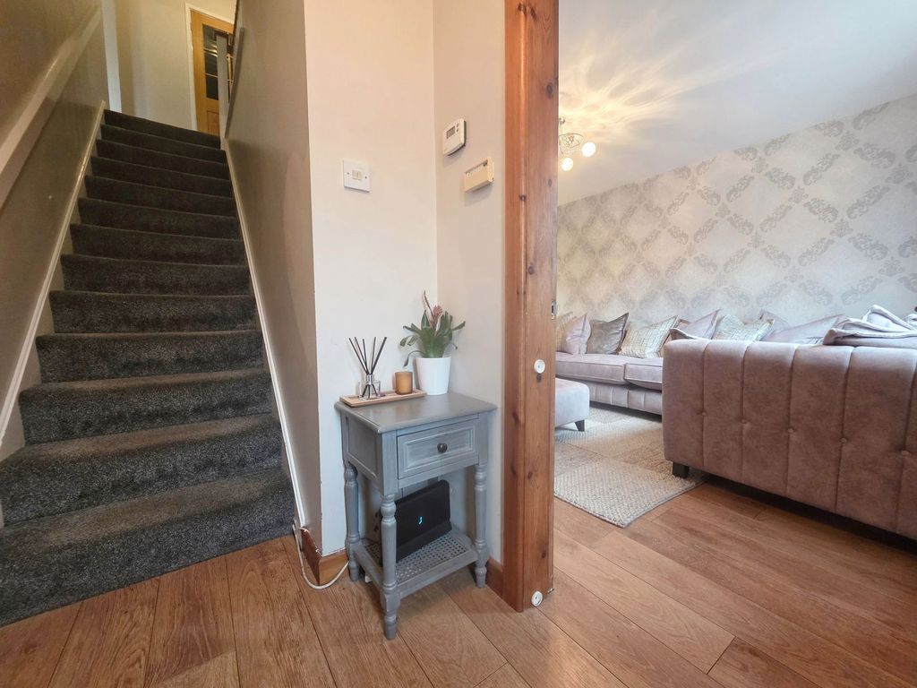 Property photo 2 of 24