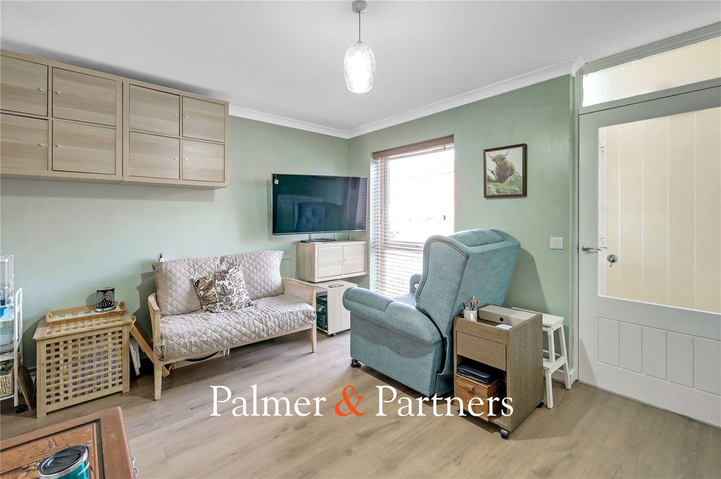 Property photo 3 of 11 Picture No. 05