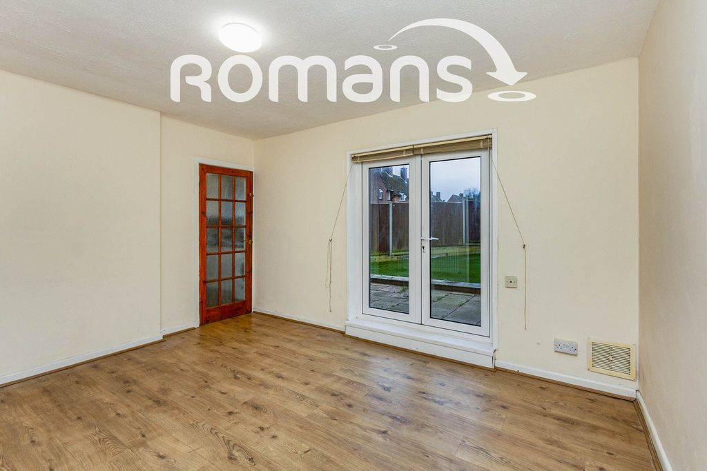 Property photo 3 of 10 Pemerton Dining