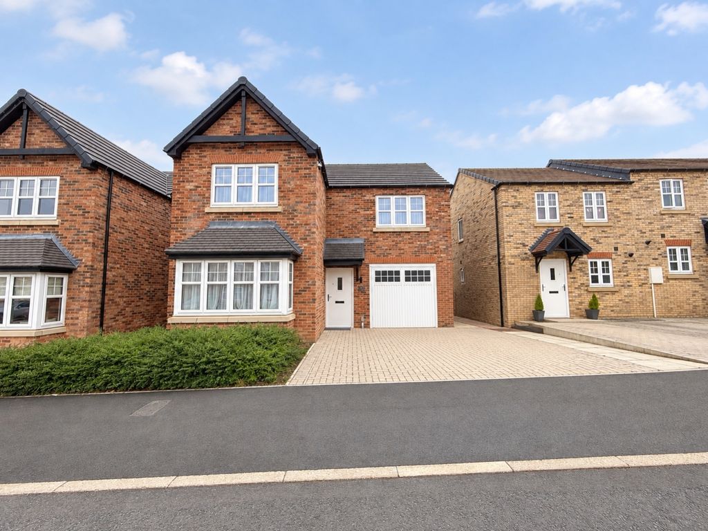 Property photo 1 of 17 B15925A1-Bc1F-4657-BA2C-C1Ec7F528Faf