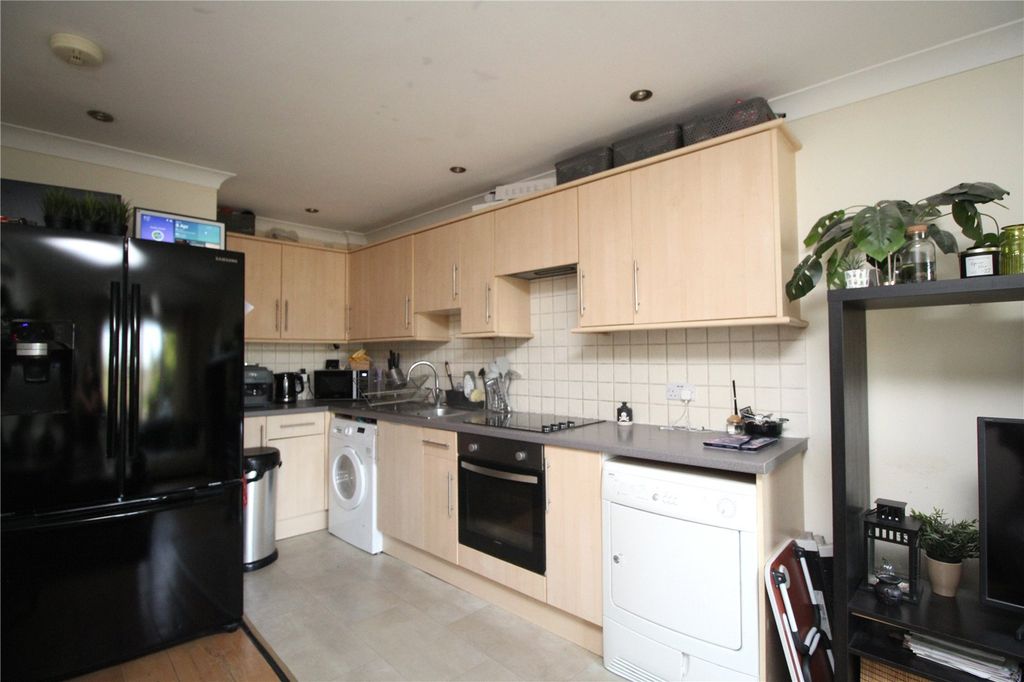 Property photo 3 of 8 Picture No. 07