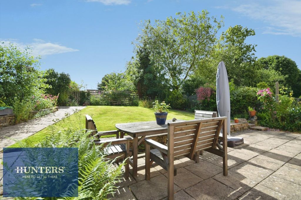 Property photo 2 of 20 Rear Garden 02.Jpg