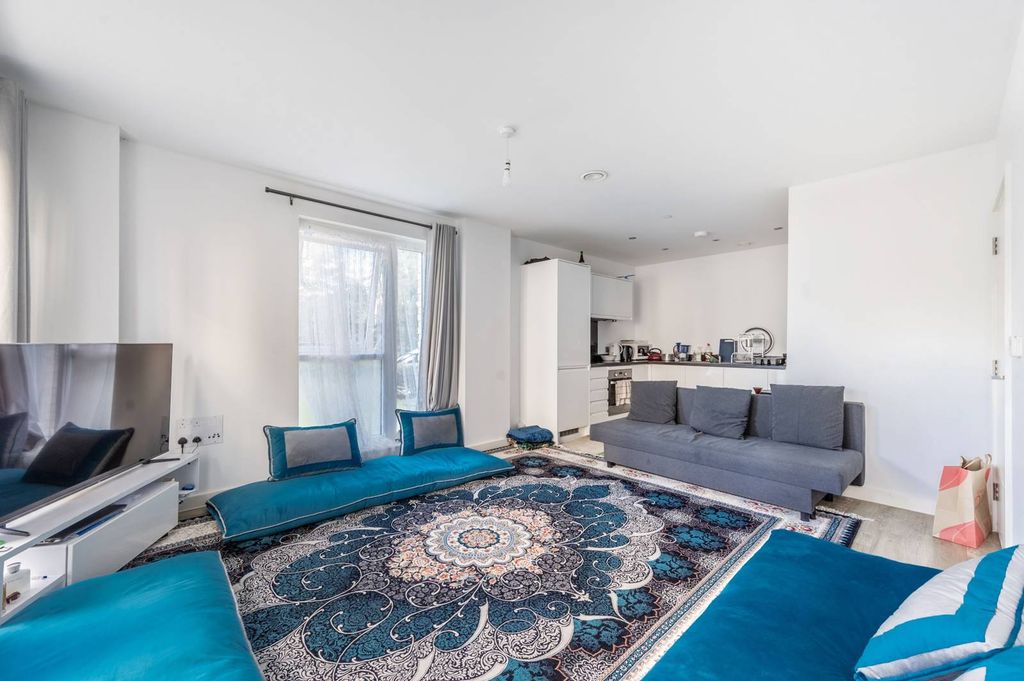 Property photo 1 of 7