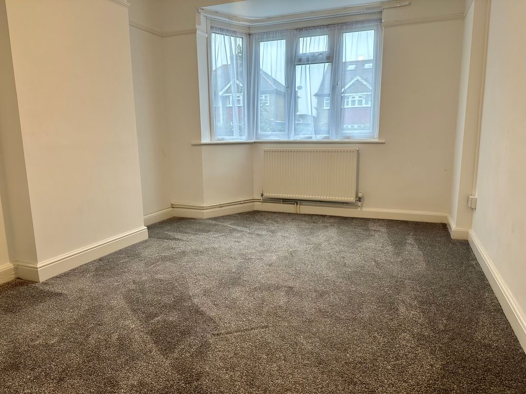 Property photo 2 of 6 Living Room